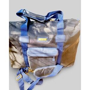 Versace Parfums Large NWOT Weekender Duffle Bag Navy Blue Travel Carry‎ On
